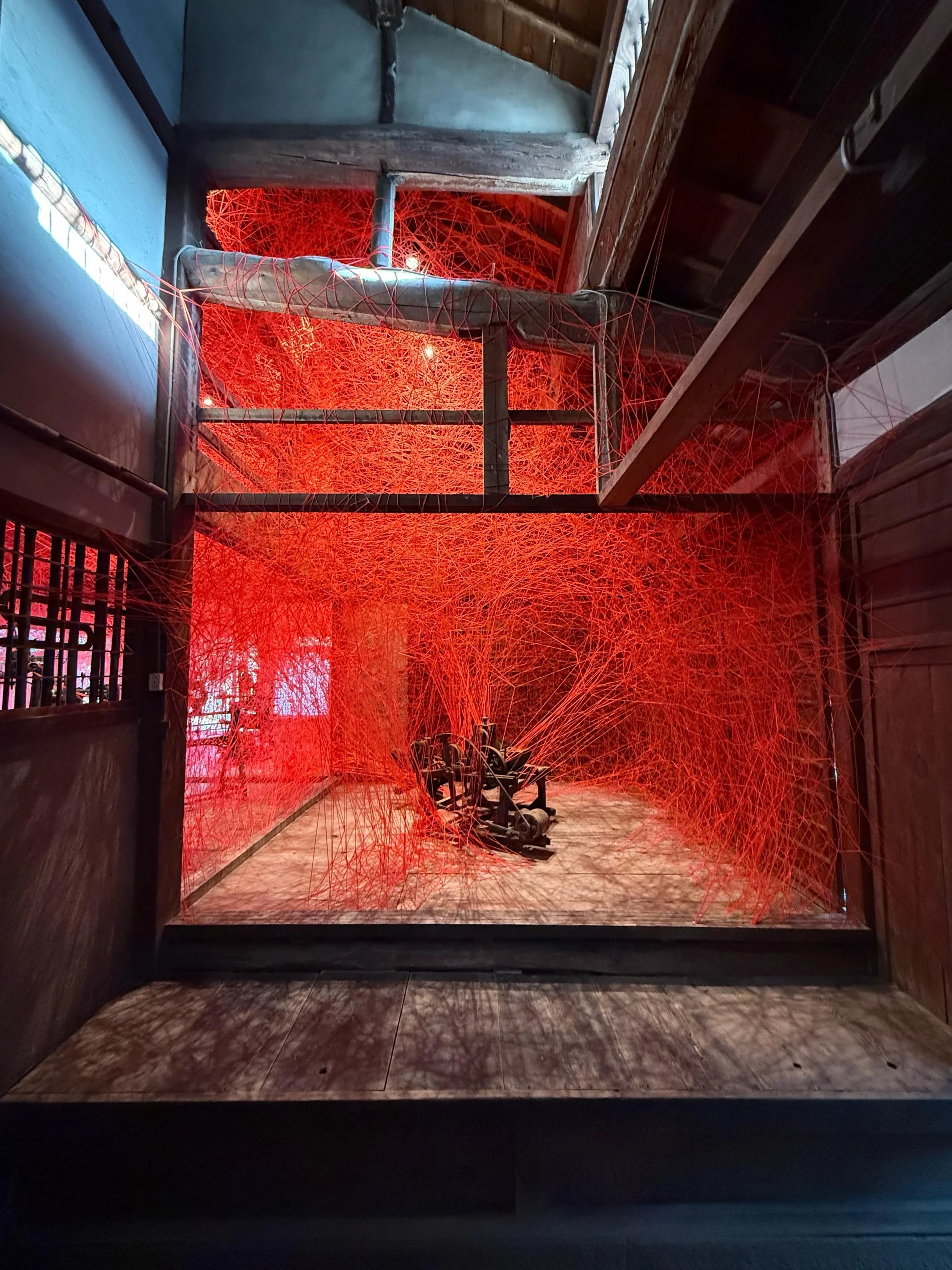 CHIHARU SHIOTA–塩田千春